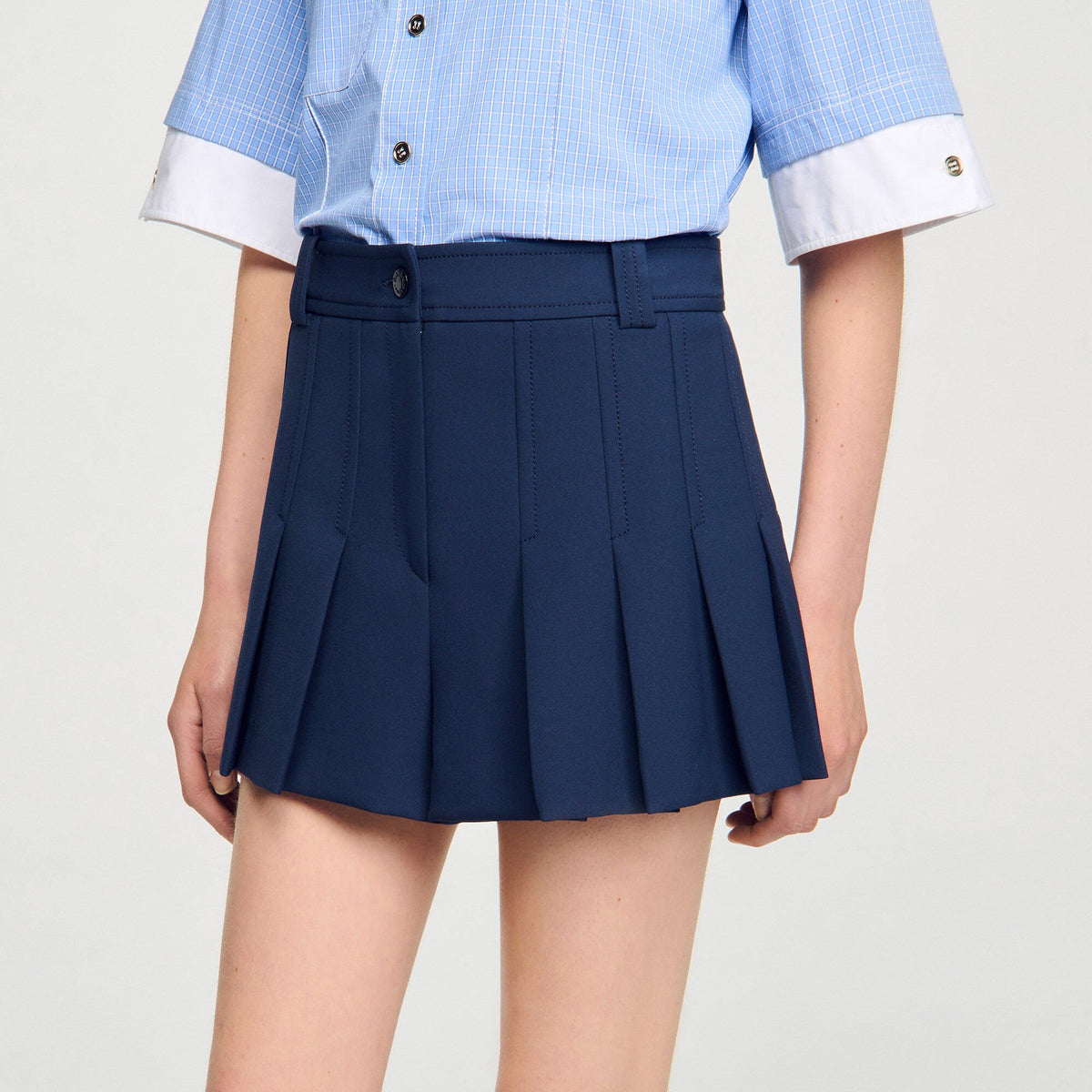 Tailored pleated shorts | Sandro