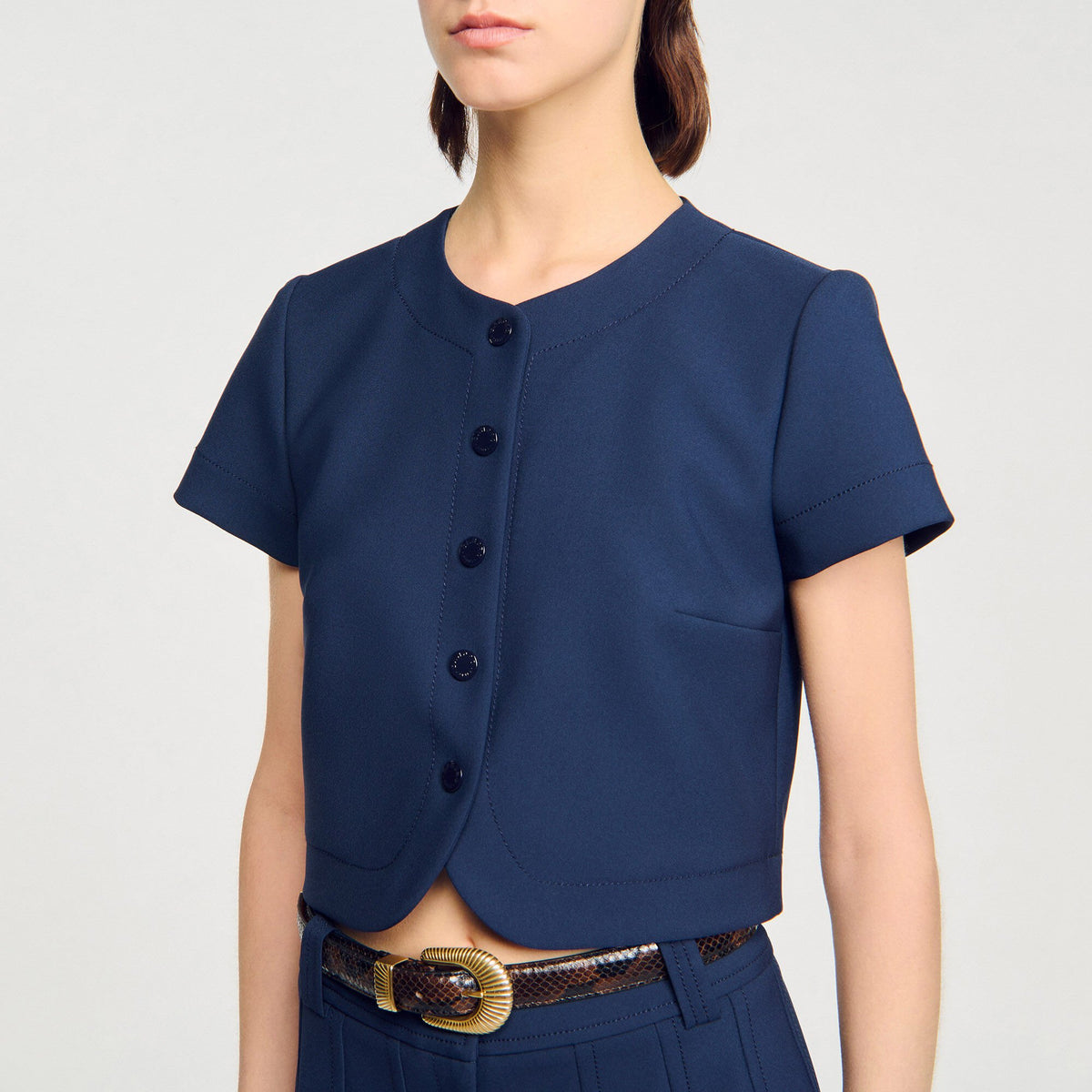 Rounded hem buttoned crop top | Sandro